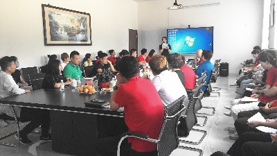 “德遠塑業(yè)”參加“牛商扒皮會”，發(fā)現(xiàn)企業(yè)問題，提升自身實力
